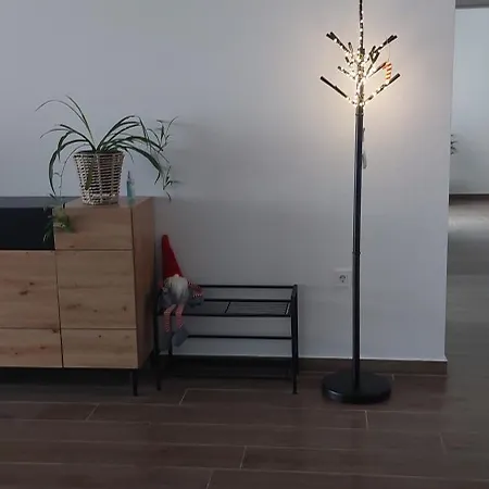 Drenova View Apartman *